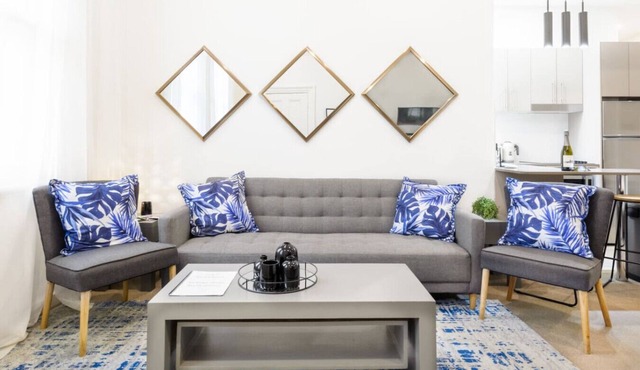 Huge Designer Studio Next to Lovely Park