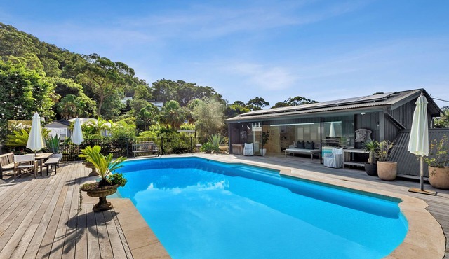 HUGE ENTERTAINERS HOME - Villa Aix - Minutes to the Sea - Magnesium Heated Pool