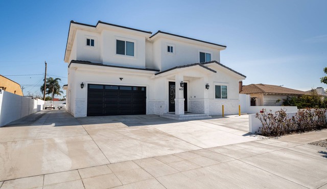 Huge Family Home Near Disneyland & SoCal Beaches