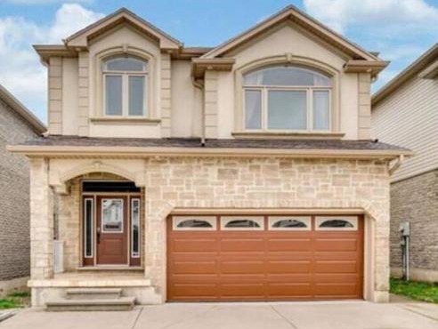 Huge Family home sleeps 14 with 5 parking spots