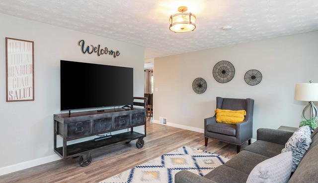 Huge Fenced Yard | Near Airport I-70 I-75