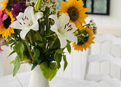 Huge Holiday Home - 5 Bedroom, 3 Bath, Wi-Fi, AC