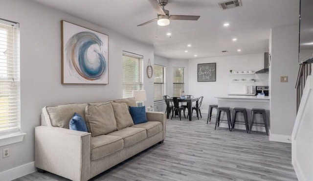 Huge Home in Killeen Large Families 16 Guests