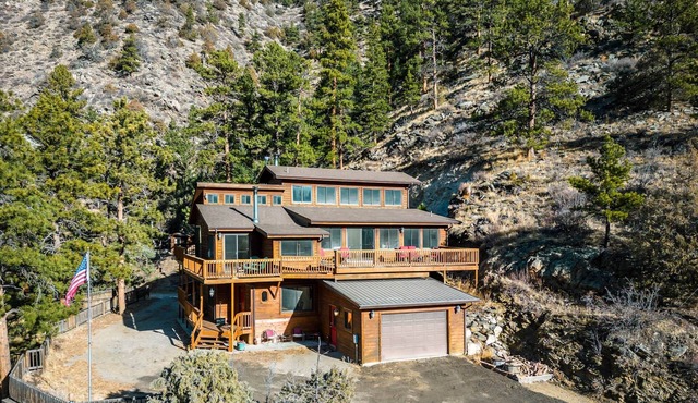 HUGE Home near Estes Park and Rocky Mountain National Park