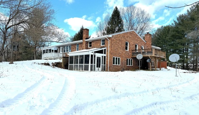 Huge house with a great escape