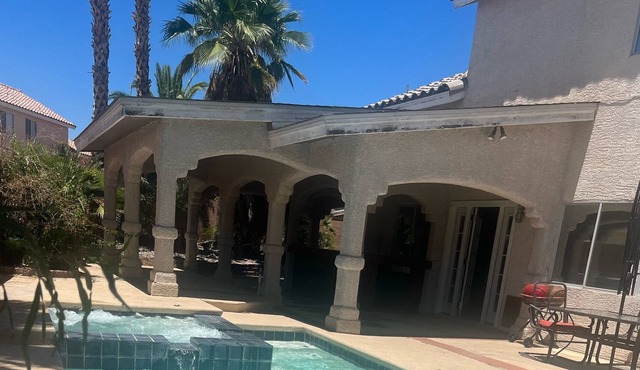 Huge house with private pool and large backyard space