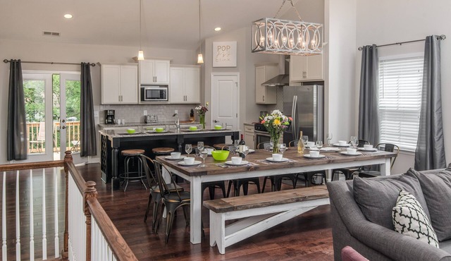 Huge! Luxe Brand New 4b+/4 Full Bath 10 Min To Downtown!