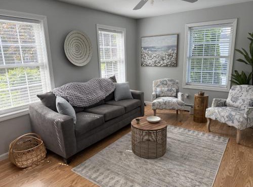 Huge Modern Townhome 10mins to Beach