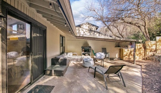 Huge Private Villa near Downtown - 12 Real Beds