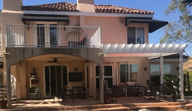 Huge Property Oasis