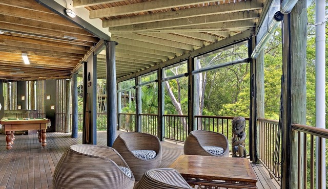 Huge rainforest treehouse in Sunshine Coast