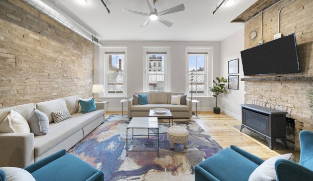 Huge Retreat| Rooftop Deck| Stay At Findlay Market