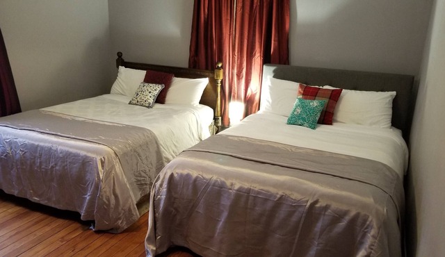 Huge Spacious Pet Friendly 4.5miles to Duke Hospital