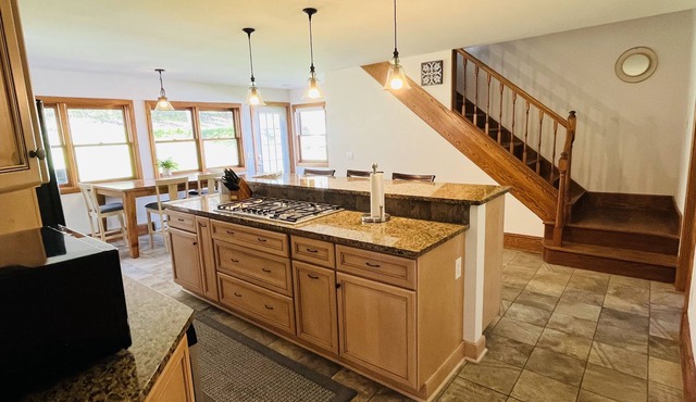 Huge Village Home On The Erie Canal!