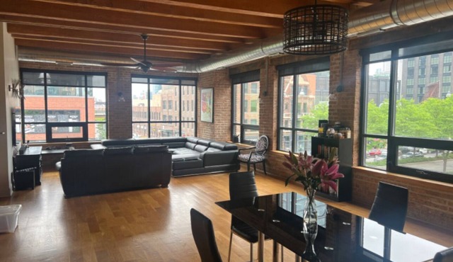 HUGE West Loop 3BR Penthouse Loft on Randolph with Rooftop and Garage Parking!