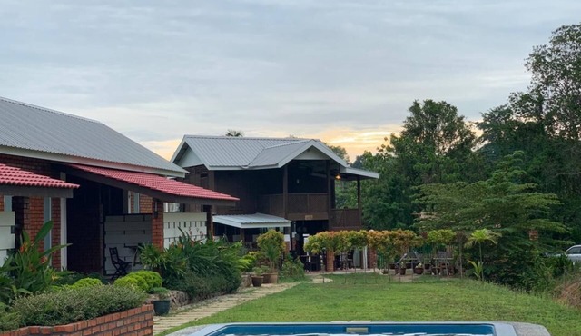 Hujung Kampung Resort