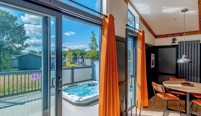 Hulme End Premier Lodge