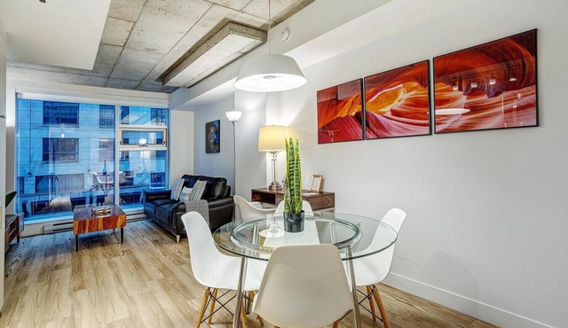 Humaniti - Serviced 1-Bedroom in Montreal