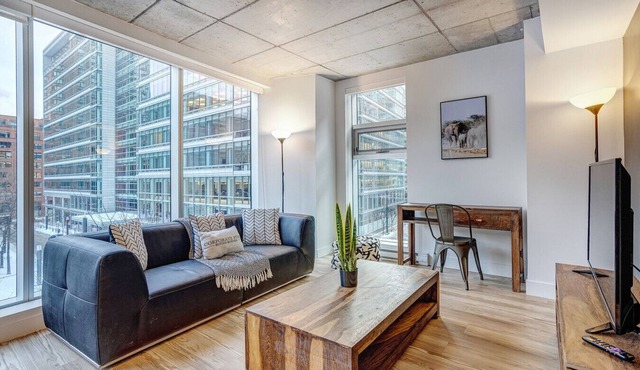 Humaniti - Serviced 1-Bedroom in Montreal
