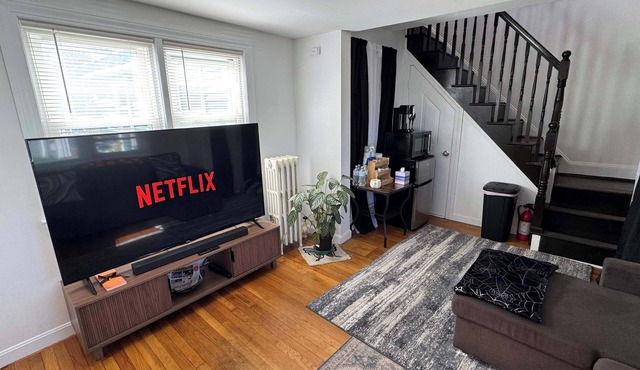 Humble 2BR Getaway Near Downtown Salem