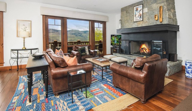 Hummingbird by Elevation Accommodations