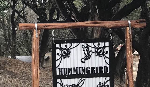 Hummingbird Cabin, located down Riverroad close to local shops and restaurants!