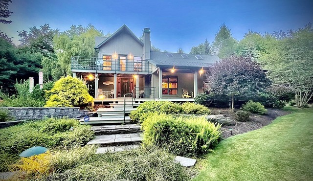 Hummingbird Hideaway