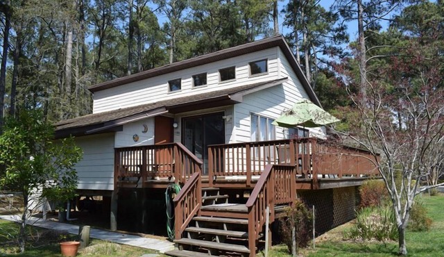 Hummingbird Haven- 3BR Home | Close to Beach