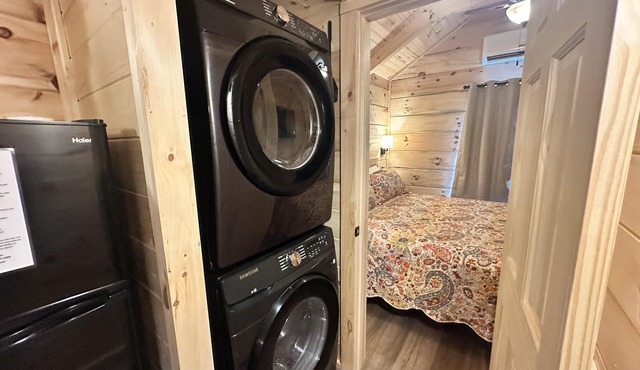 Hunky Dory - Hot Tub, Fireplace, View, WiFi