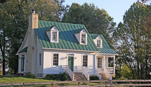 Hunt Box-Antique Filled Cottage on Lowelands Farm-MiddleburgnZONR-2024-012704