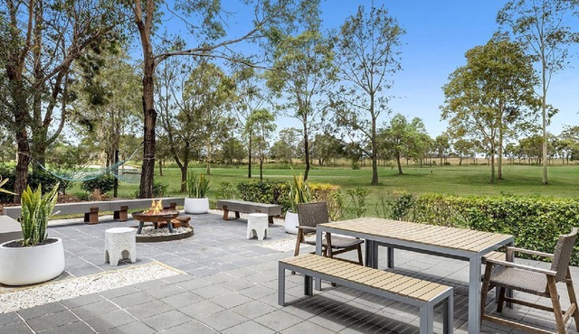 HUNTER GRANGE - THE VINTAGE HOLIDAY HOUSES