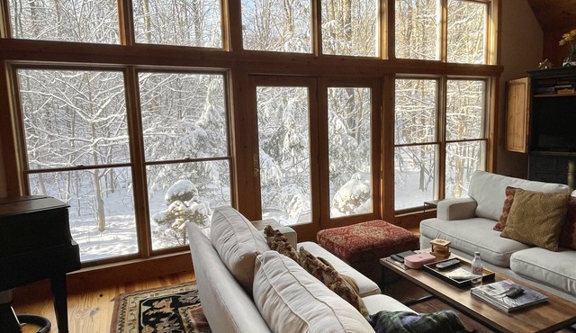 Hunter Mtn Ski Chalet, at Base of Hunter Mountain! 5 Star Property