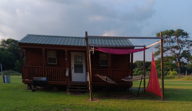 Hunter Prpoerties Cabin #1