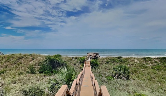 Hunter's Haven by Distinctive Beach Rentals
