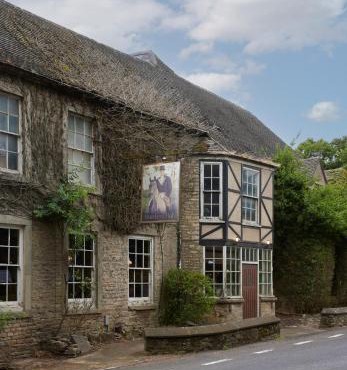 Hunters Hall Inn by Greene King Inns