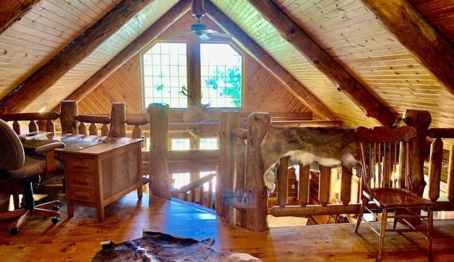 Hunters Hollow Lodge w/Outdoor Hot Tub