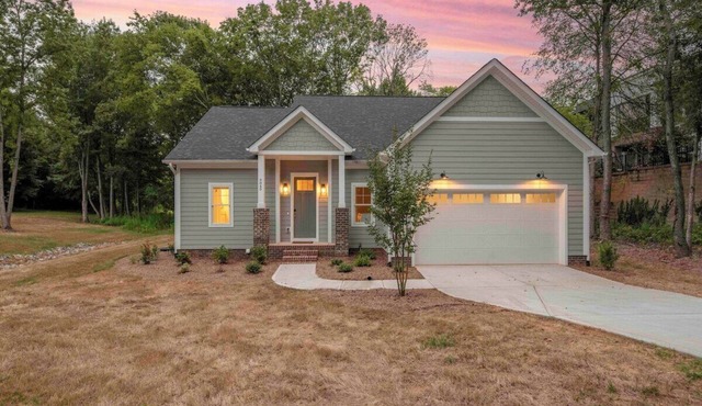 Huntersville Haven Near Lake Norman