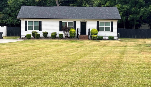 Huntersville House 3 bedrooms 2 Baths