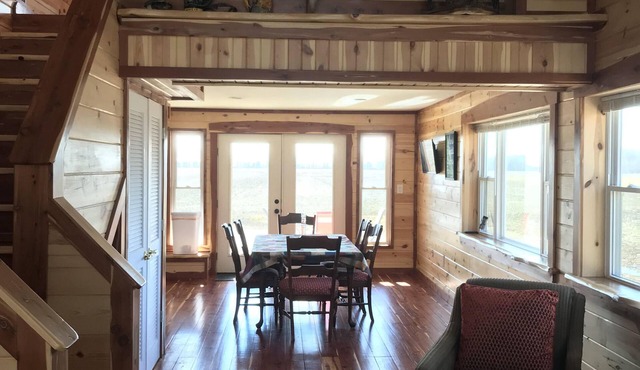 Hunting and Fishing Lodge (sleeps 3-5)