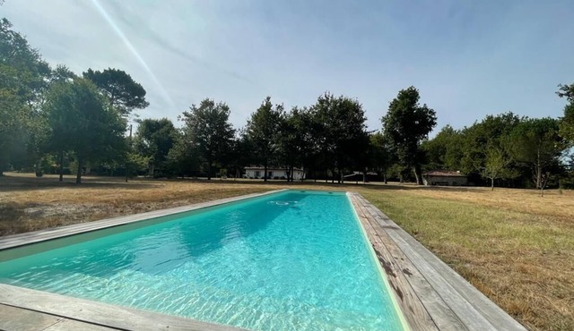 HUNTING LODGE IN THE MIDDLE OF AN AIRIAL