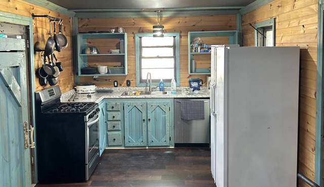 Hunting lodge special 15 minutes from cache river NWR