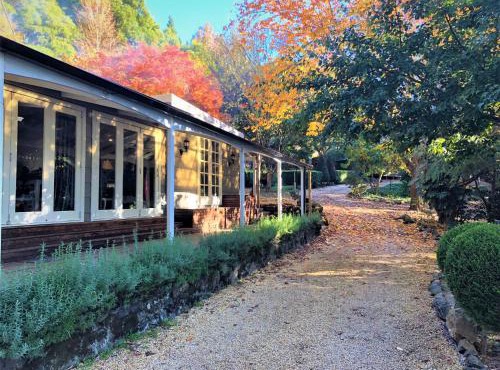 Huntington Lodge and Cottage