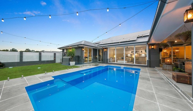 Huntlee Pool Luxe House