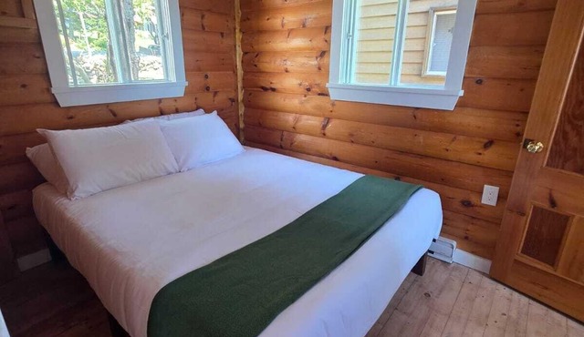 Hunts Point 1-BR Coastal Retreat - Cottage # 7