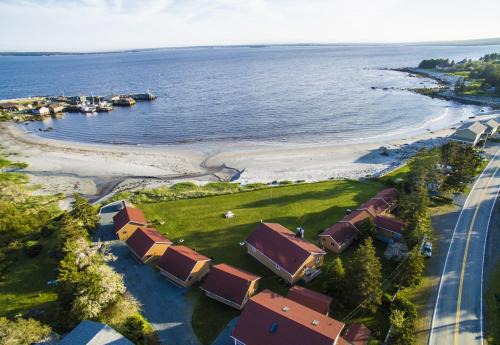 Hunts Point 1-BR Coastal Retreat - Cottage # 8