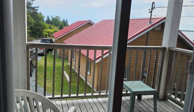 Hunts Point Beachside Suite #11