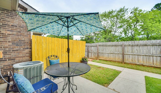 Huntsville Condo w/Patio Near Redstone Arsenal!