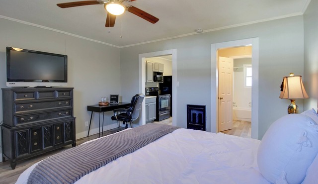 Huntsville Studio Near Tech Hubs & Downtown