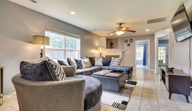 Huntsville Vacation Rental < 5 Mi to Airport!