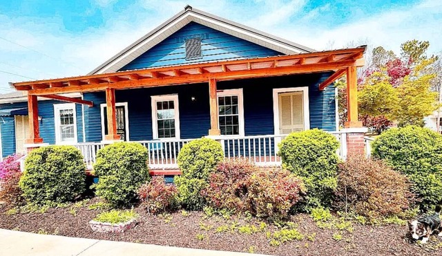 Huntsville’s Blue Cedar-porch Getaway
